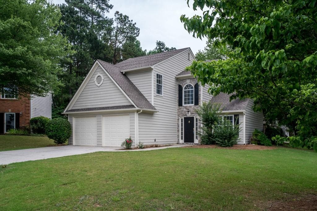 3 bedroom, 3 bathroom, 1,724 sq ft single family residence sold at 5005 Arbor View, Alpharetta, GA 30004