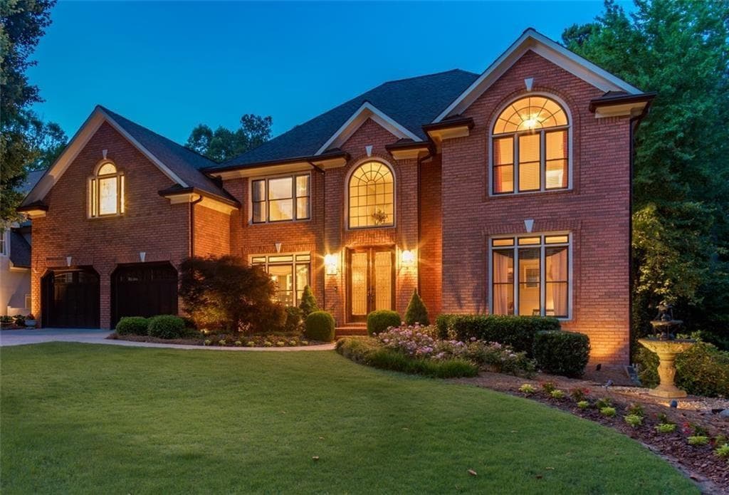 6 bedroom, 5 bathroom, 5,594 sq ft single family residence sold at 5852 Brookstone Walk, Acworth, GA 30101