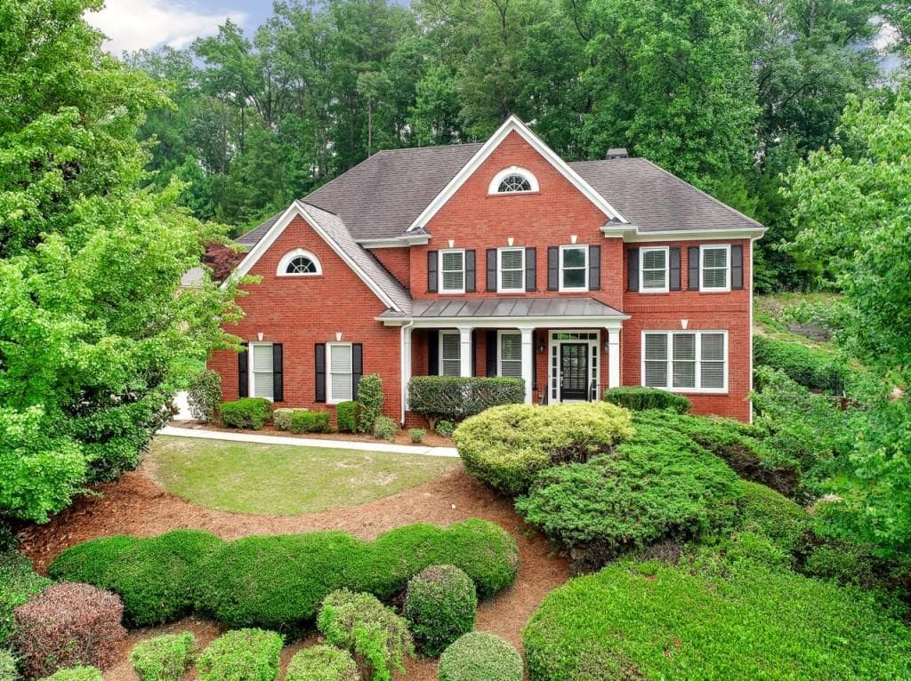 667 Vinings Estates Drive, Smyrna, GA 30126 — most recent listing photo