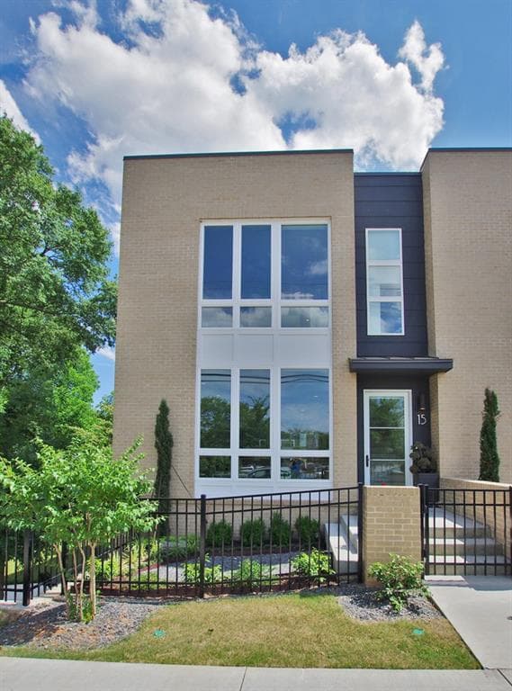 3 bedroom, 4 bathroom, 2,124 sq ft townhouse sold at 1463 La France Street 15, Atlanta, GA 30307