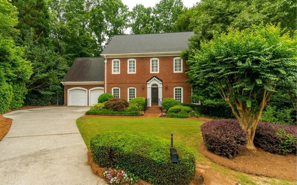 5 bedroom, 5 bathroom, 4,420 sq ft single family residence sold at 4420 Crestwicke Pointe, Atlanta, GA 30319