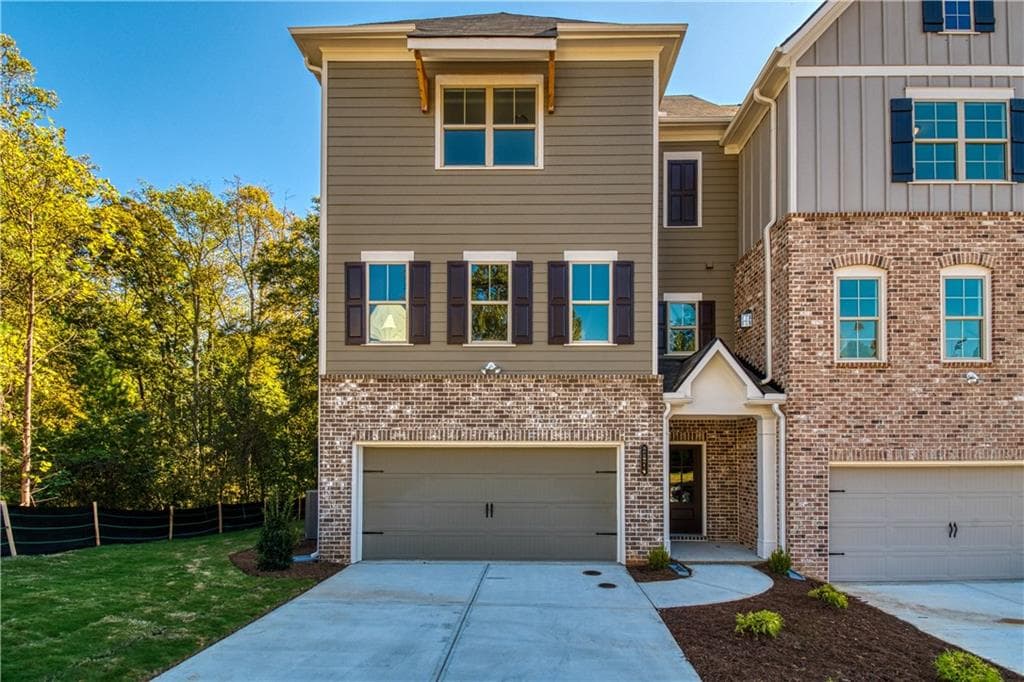 3 bedroom, 4 bathroom, 2,183 sq ft townhouse sold at 2874 Boone Drive 10, Kennesaw, GA 30144