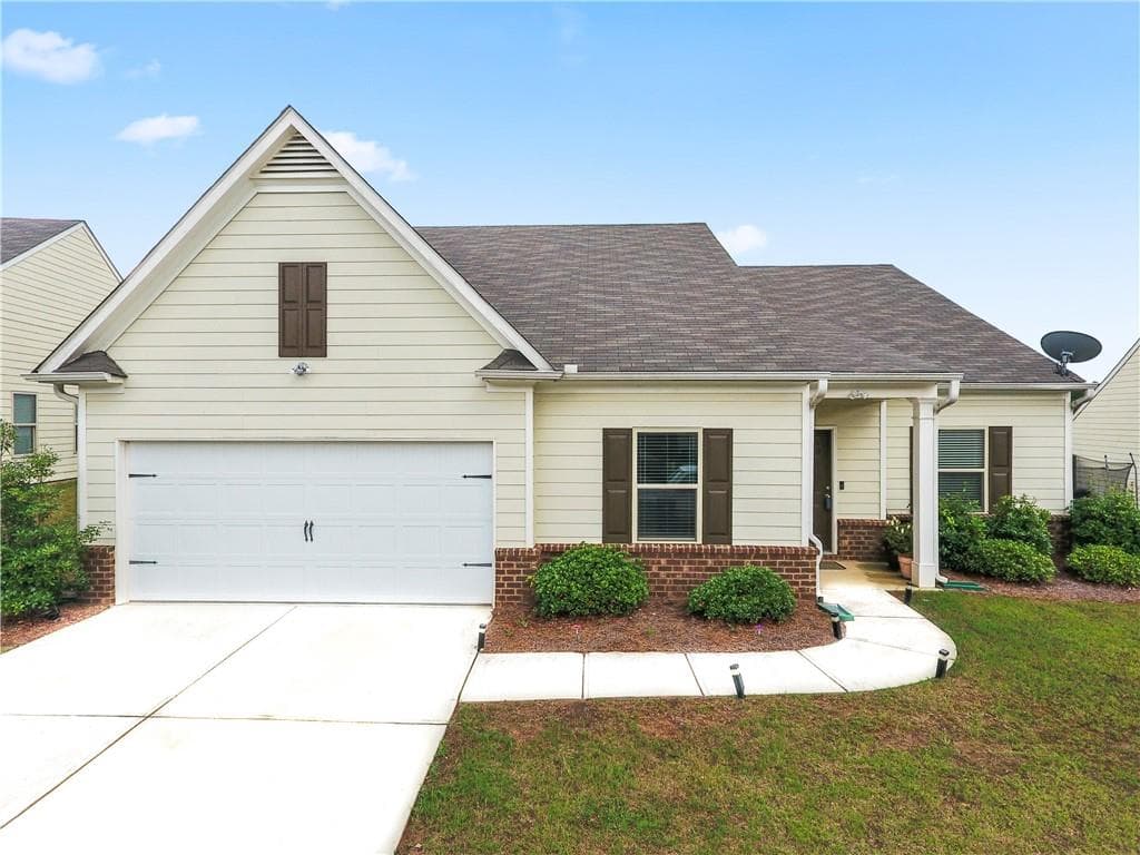 4221 Weeping Willow Drive, Gainesville, GA 30504 — most recent listing photo