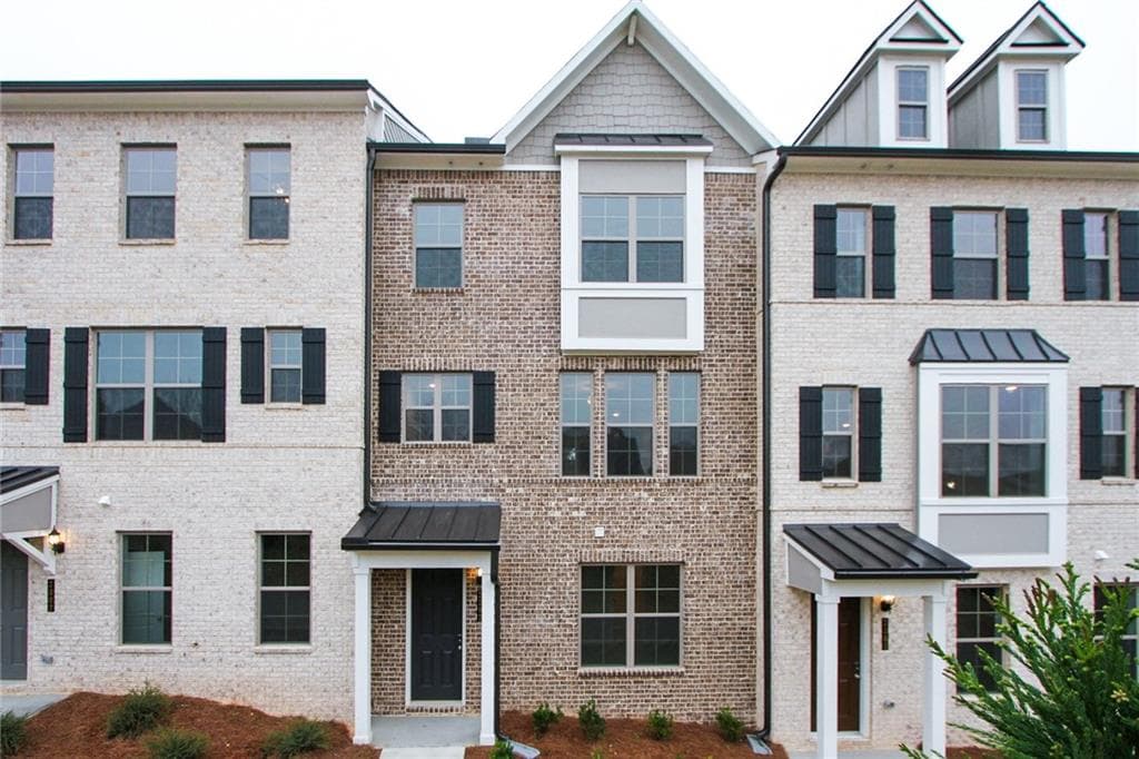4 bedroom, 4 bathroom, 2,295 sq ft townhouse sold at 2292 Talmai Drive, Snellville, GA 30078