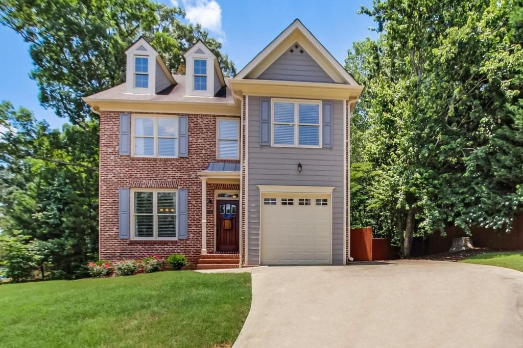 3 bedroom, 4 bathroom, 2,730 sq ft single family residence sold at 4750 Hedera Court, Atlanta, GA 30339
