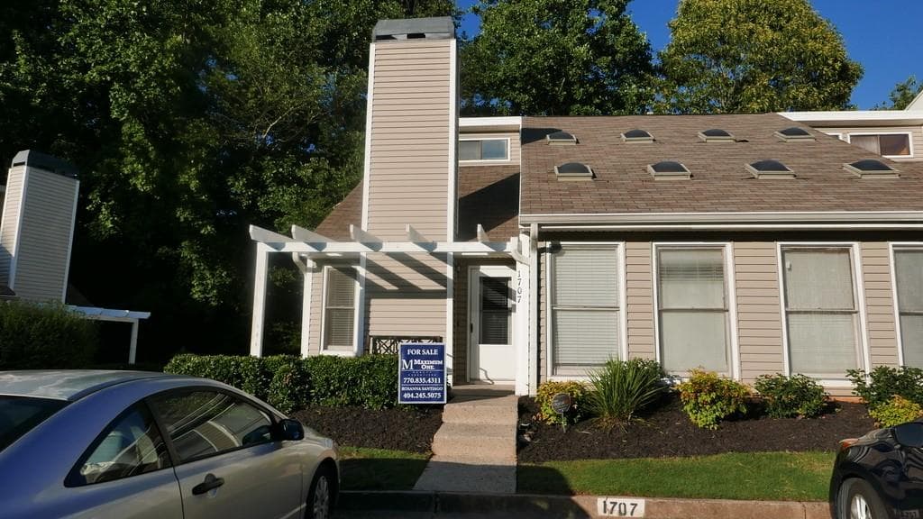 3 bedroom, 2 bathroom, 1,241 sq ft condominium sold at 1707 COTTON PATCH Lane, Alpharetta, GA 30004
