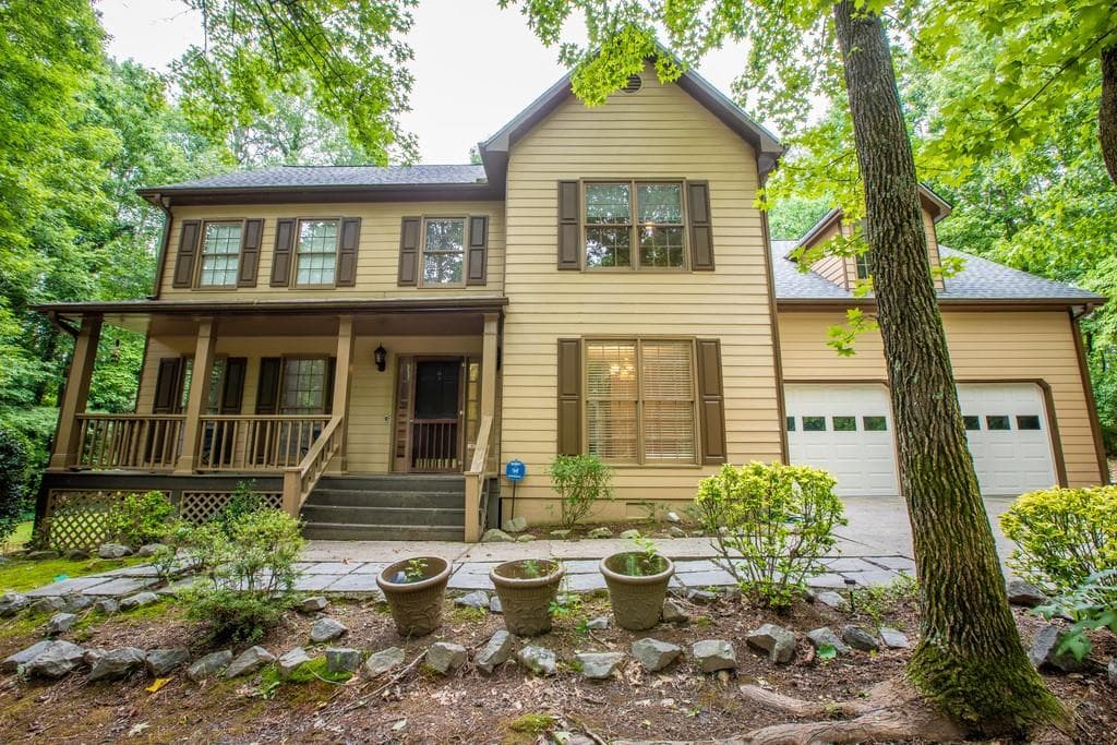 4 bedroom, 3 bathroom, 2,547 sq ft single family residence sold at 400 Millers Court, Alpharetta, GA 30004