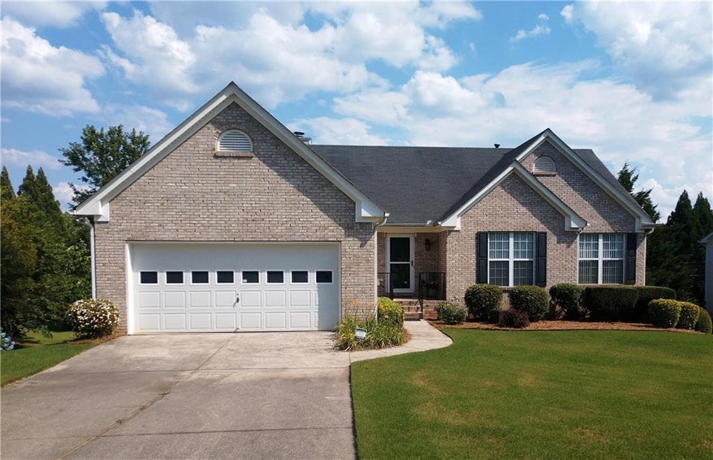 3 bedroom, 2 bathroom, 1,754 sq ft single family residence sold at 7040 Valley Forest Drive, Cumming, GA 30041