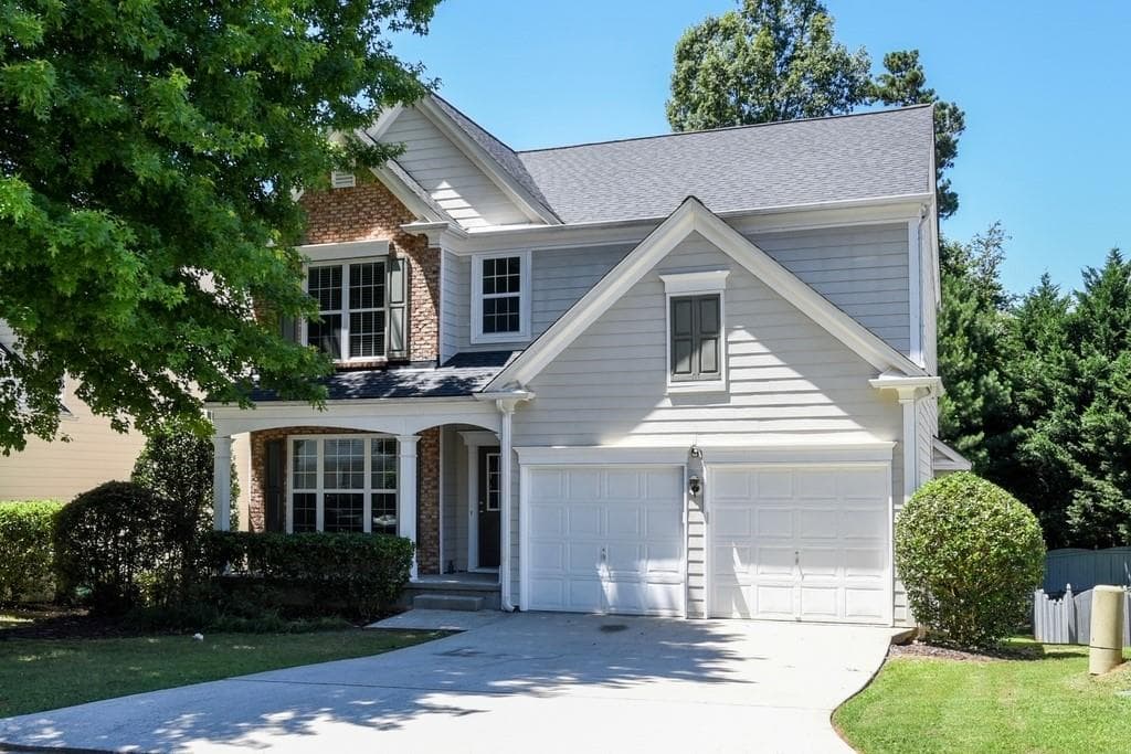4 bedroom, 3 bathroom, 3,607 sq ft single family residence sold at 182 Wallnut Hall Circle, Woodstock, GA 30189