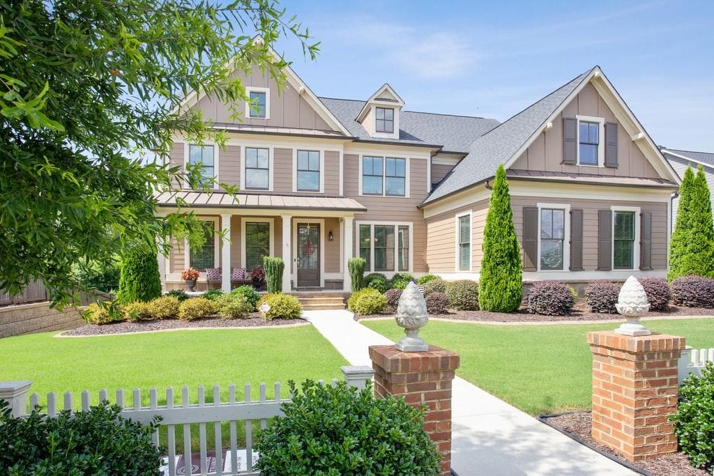 3765 Williams Point Drive, Cumming, GA 30028 — most recent listing photo