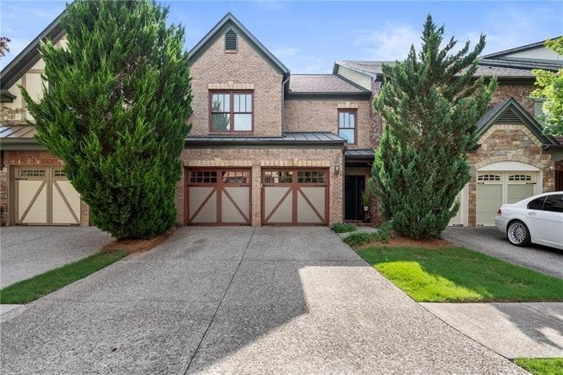 3 bedroom, 3 bathroom, 1,992 sq ft townhouse sold at 1625 TOWNSHIP Circle, Alpharetta, GA 30004