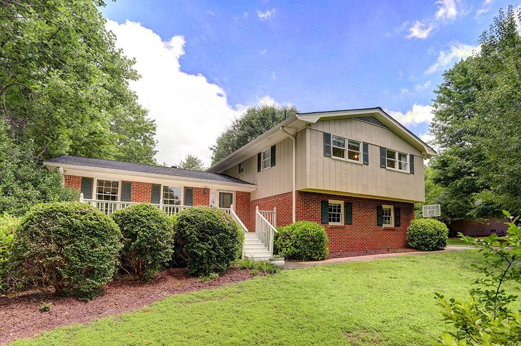 6720 Ramundo Drive, Peachtree Corners, GA 30360 — most recent listing photo