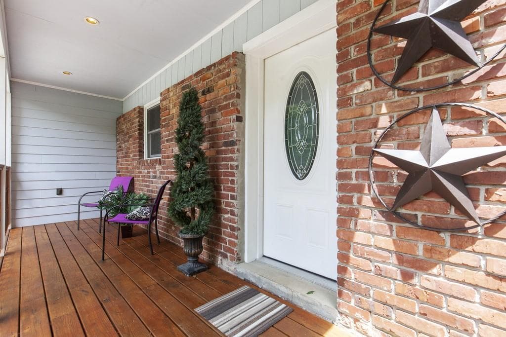 4 bedroom, 3 bathroom single family residence sold at 361 CANTON Street, Alpharetta, GA 30009