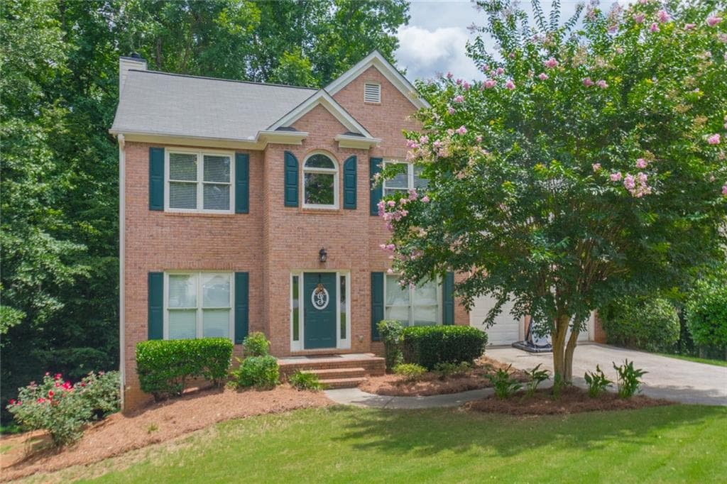 4 bedroom, 3 bathroom, 2,508 sq ft single family residence sold at 3727 Havenmist Cove, Suwanee, GA 30024