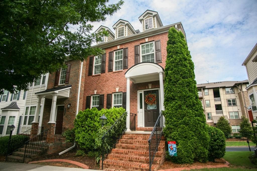 2 bedroom, 4 bathroom, 1,761 sq ft townhouse sold at 1079 Scales Road, Suwanee, GA 30024