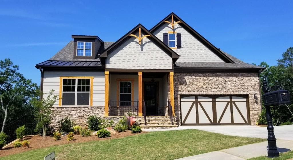 3 bedroom, 3 bathroom, 2,629 sq ft single family residence sold at 424 Horizon Trail, Canton, GA 30114