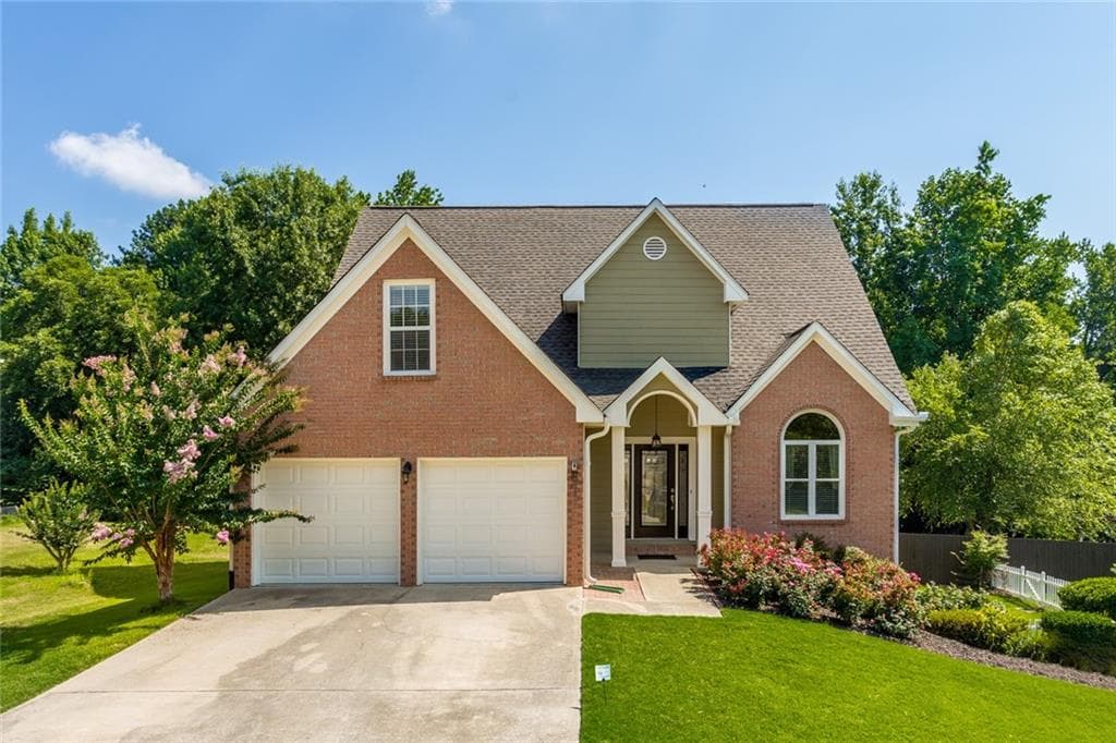 3 bedroom, 5 bathroom, 2,006 sq ft single family residence sold at 1020 Leighs Brook Way, Dacula, GA 30019