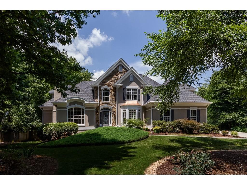 6 bedroom, 6 bathroom, 6,069 sq ft single family residence sold at 3740 Redcoat Way, Alpharetta, GA 30022