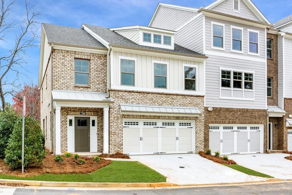2289 Fremont Drive, Marietta, GA 30068 — most recent listing photo