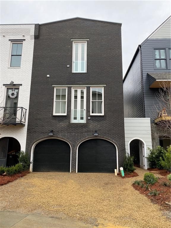 4 bedroom, 4 bathroom townhouse sold at 2076 Telfair Circle, Atlanta, GA 30324