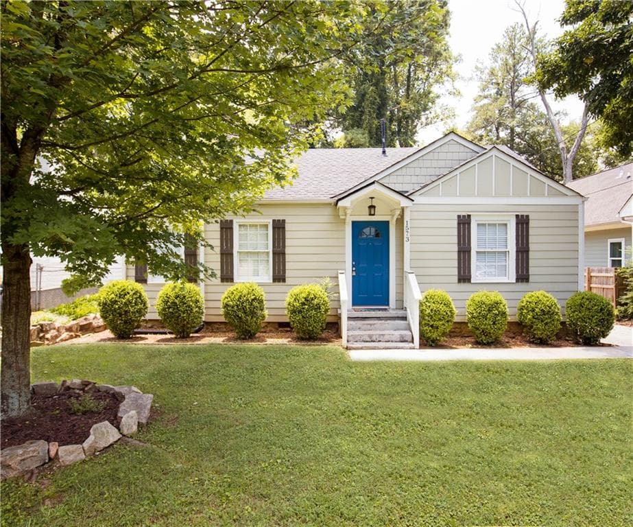 2 bedroom, 1 bathroom, 970 sq ft single family residence sold at 1573 Alder Court, Atlanta, GA 30317
