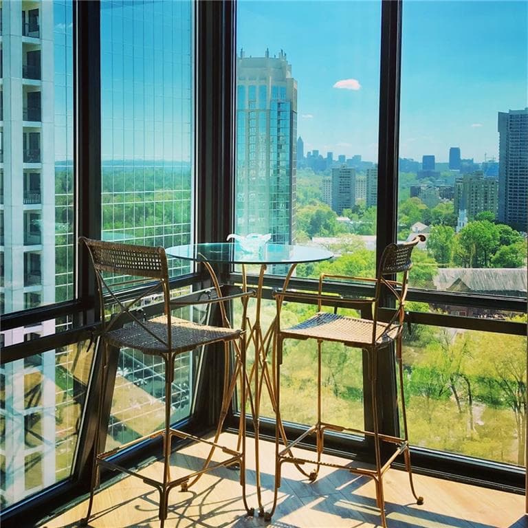 2 bedroom, 2 bathroom, 1,260 sq ft condominium sold at 2870 Pharr Court South 2405, Atlanta, GA 30305