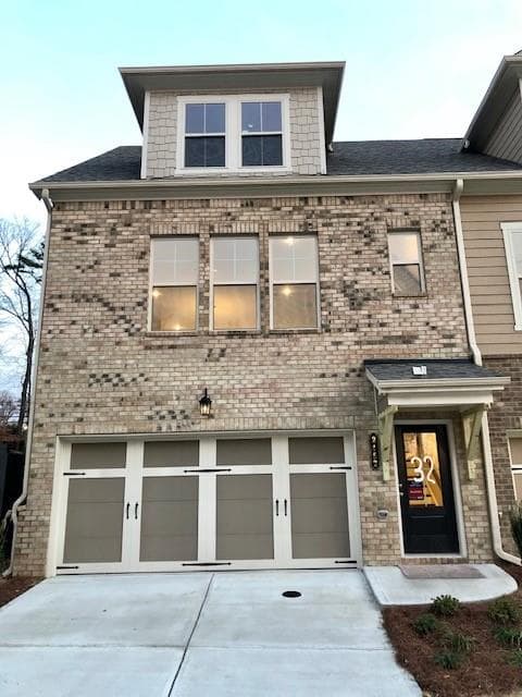 3 bedroom, 4 bathroom, 1,881 sq ft townhouse sold at 2452 Coosa Valley 32, Atlanta, GA 30339