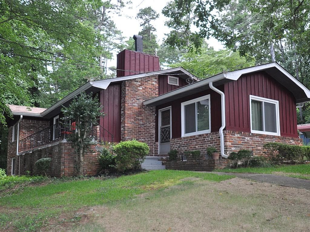 2 bedroom, 2 bathroom, 1,434 sq ft single family residence sold at 4258 Central Drive, Stone Mountain, GA 30083