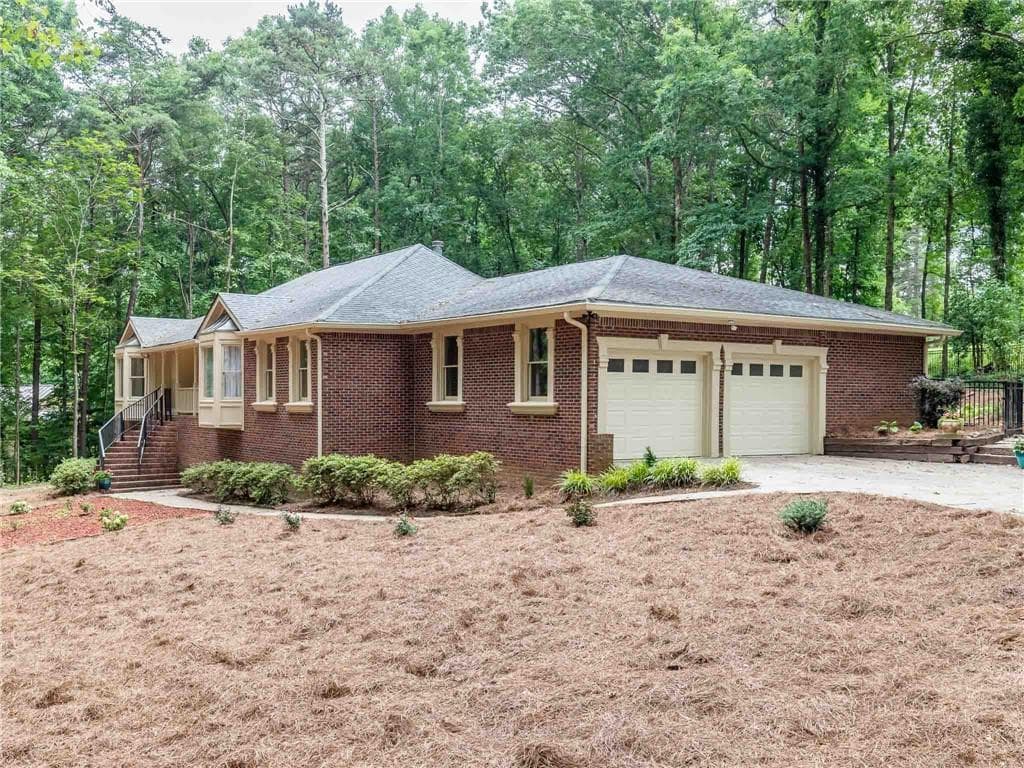 5 bedroom, 3 bathroom, 3,553 sq ft single family residence sold at 156 Page Place, Canton, GA 30114
