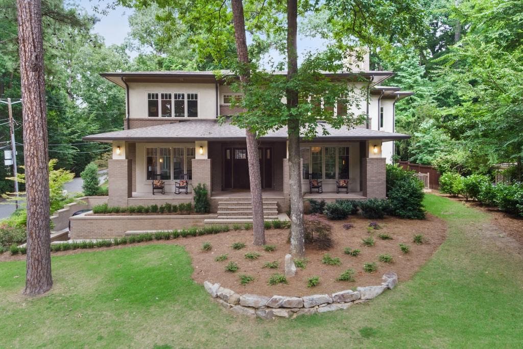 5 bedroom, 6 bathroom, 6,700 sq ft single family residence sold at 3083 W Roxboro Road, Atlanta, GA 30324