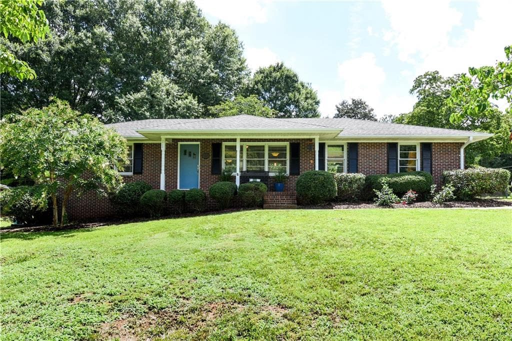2 bedroom, 1 bathroom single family residence sold at 211 Manning Drive, Alpharetta, GA 30009