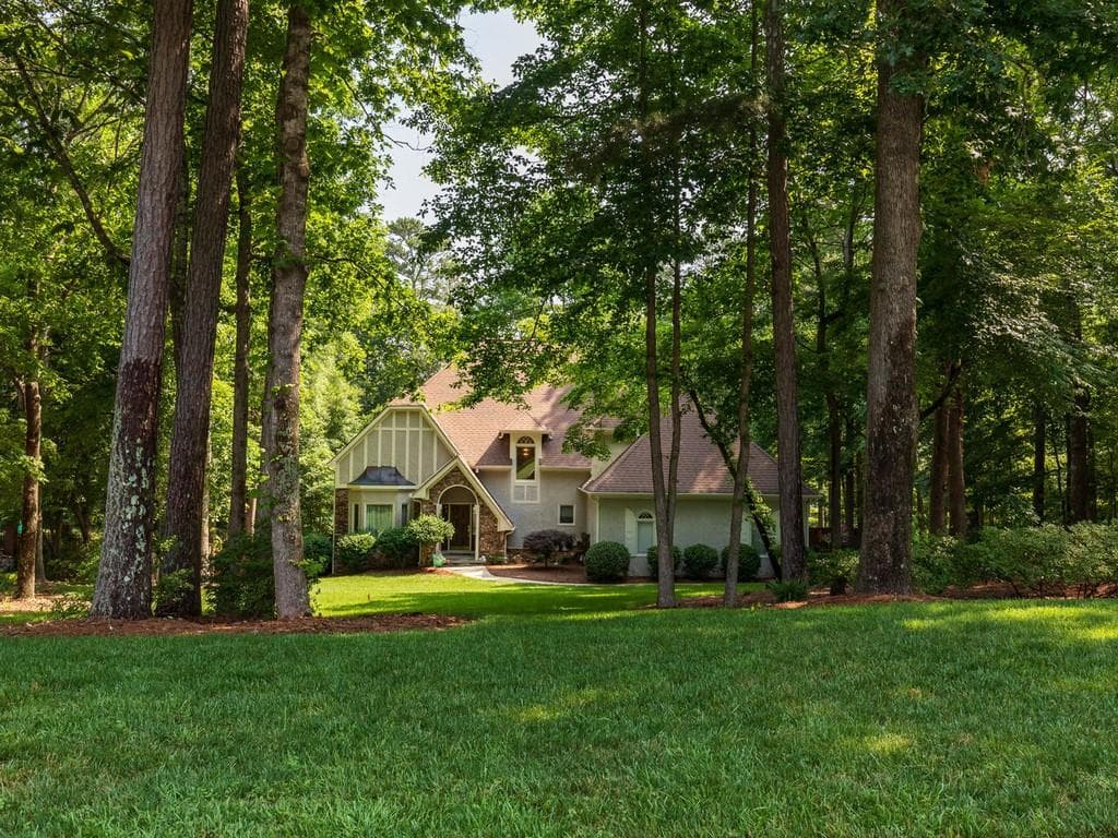 6 bedroom, 5 bathroom, 4,269 sq ft single family residence sold at 3590 KILPATRICK Lane, Snellville, GA 30039