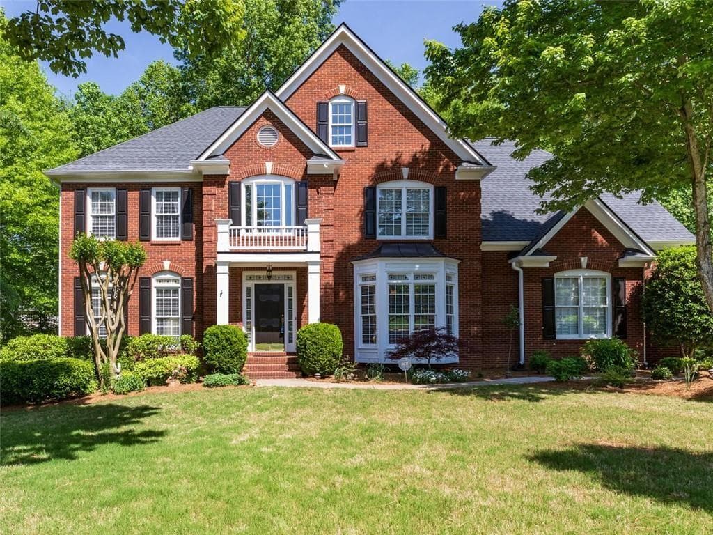 4 bedroom, 4 bathroom, 4,522 sq ft single family residence sold at 4145 Hillcrest View Court, Suwanee, GA 30024