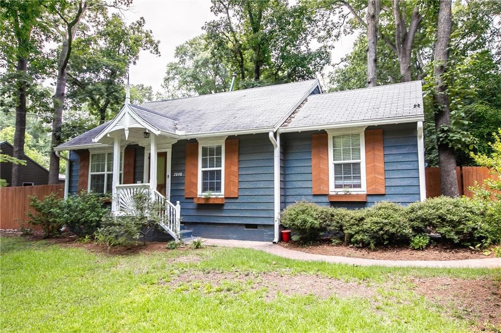 3 bedroom, 1 bathroom, 1,164 sq ft single family residence sold at 2848 Midway Road, Decatur, GA 30030
