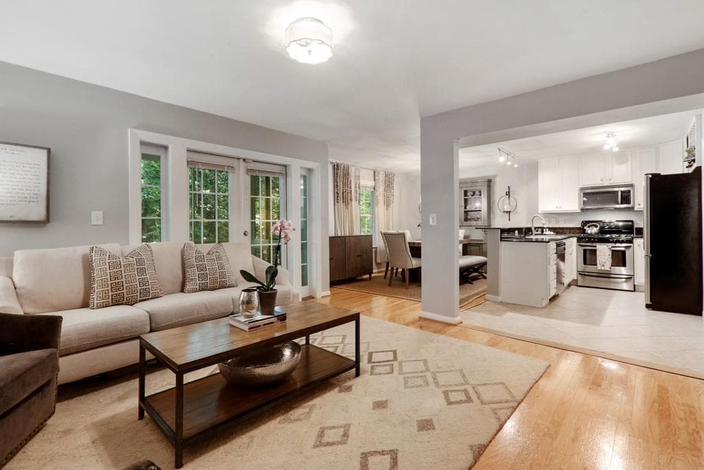 2 bedroom, 2 bathroom, 1,060 sq ft condominium sold at 1445 Monroe Drive F4, Atlanta, GA 30324