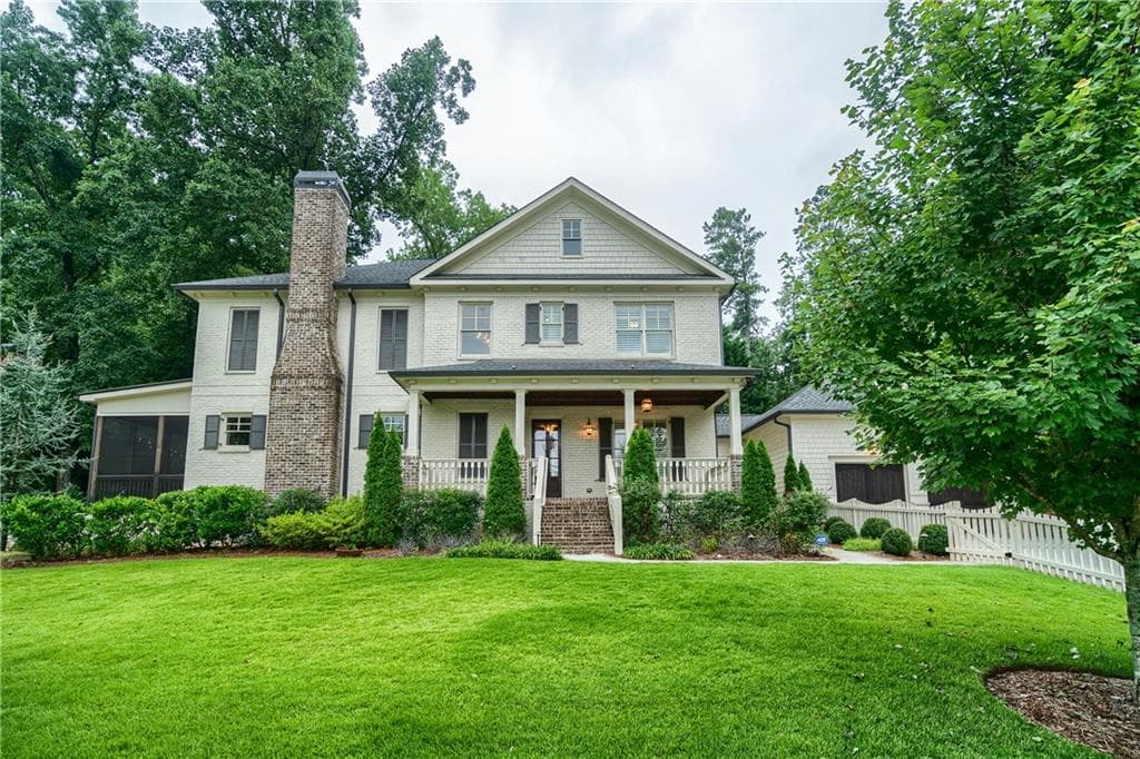 5 bedroom, 5 bathroom, 5,192 sq ft single family residence sold at 4237 Wieuca Road, Atlanta, GA 30342