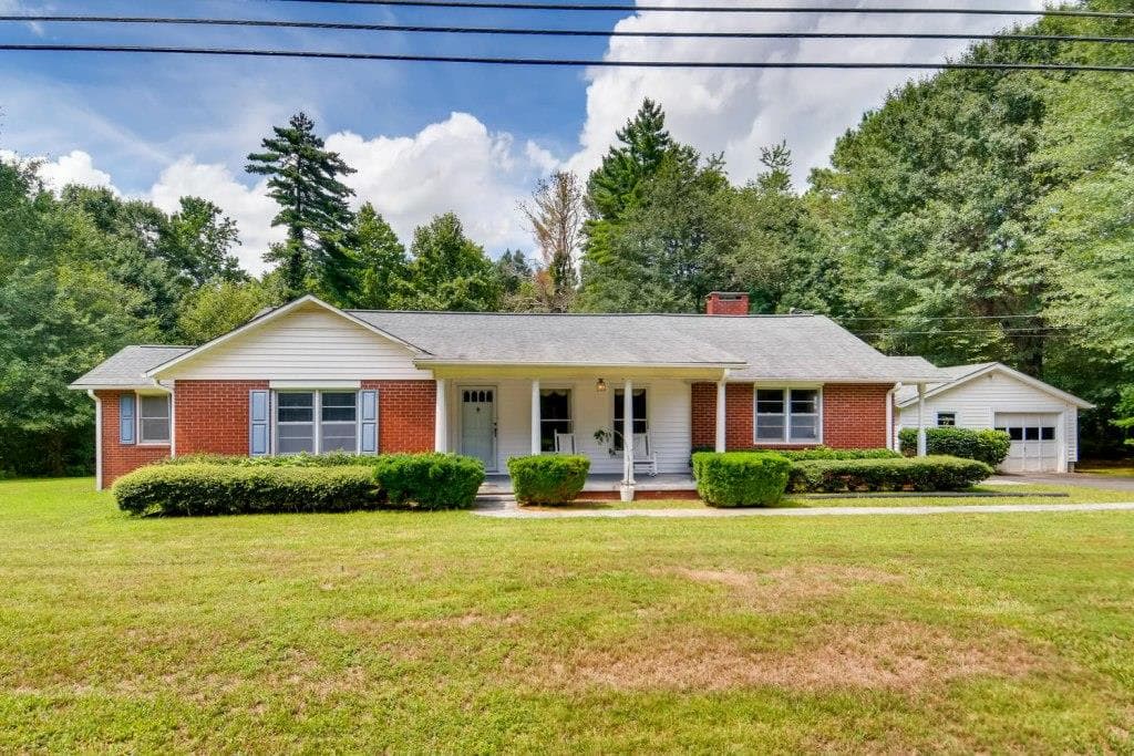 2 bedroom, 2 bathroom, 1,861 sq ft single family residence sold at 329 Owens Store Road, Canton, GA 30115