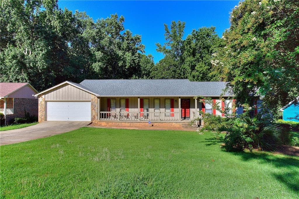 5434 Golfcrest Circle, Stone Mountain, GA 30088 — most recent listing photo
