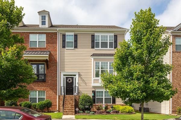 4 bedroom, 4 bathroom, 1,977 sq ft townhouse sold at 1254 Park Pass Row, Suwanee, GA 30024
