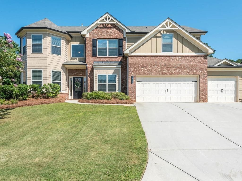 5 bedroom, 3 bathroom, 3,121 sq ft single family residence sold at 6820 Lacebark Drive, Cumming, GA 30028