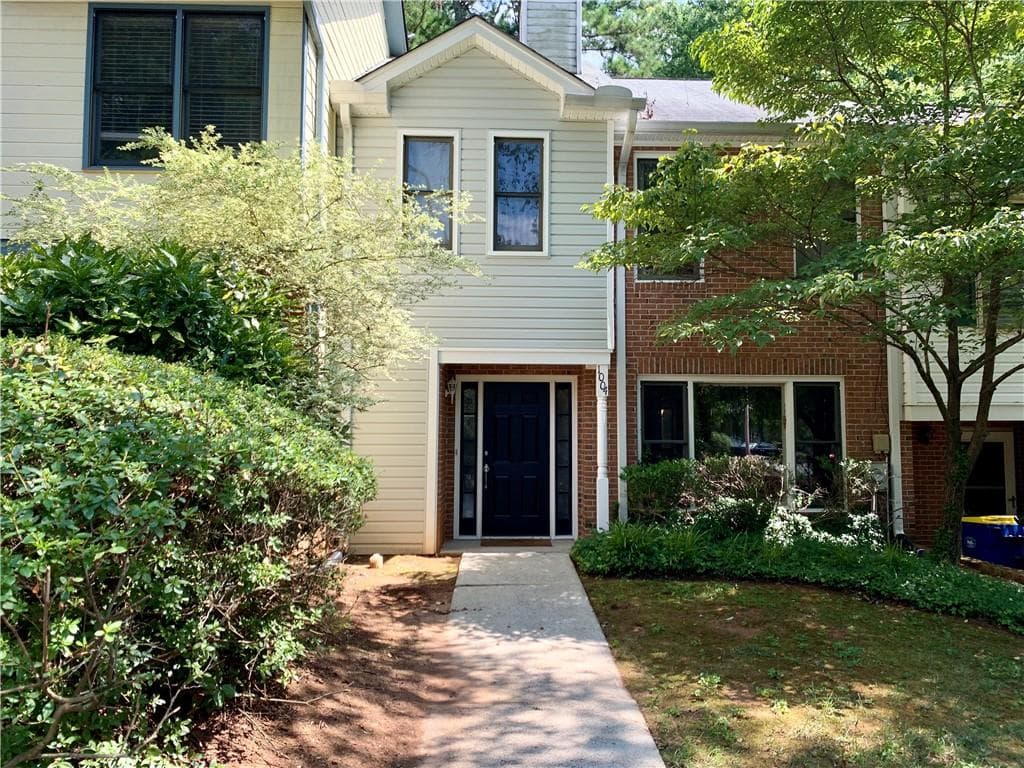 1004 Plantation Way, Kennesaw, GA 30144 — most recent listing photo