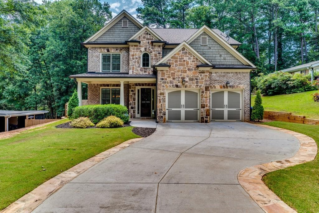 3528 Sexton Woods Drive, Chamblee, GA 30341 — most recent listing photo