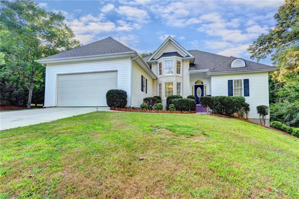3 bedroom, 2 bathroom, 1,728 sq ft single family residence sold at 4881 WATSON MILL Court, Loganville, GA 30052