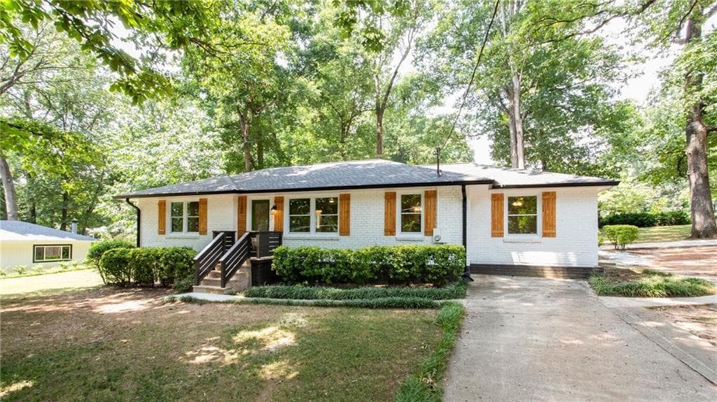 3 bedroom, 2 bathroom, 1,486 sq ft single family residence sold at 1186 Balsam Dr, Decatur, GA 30033