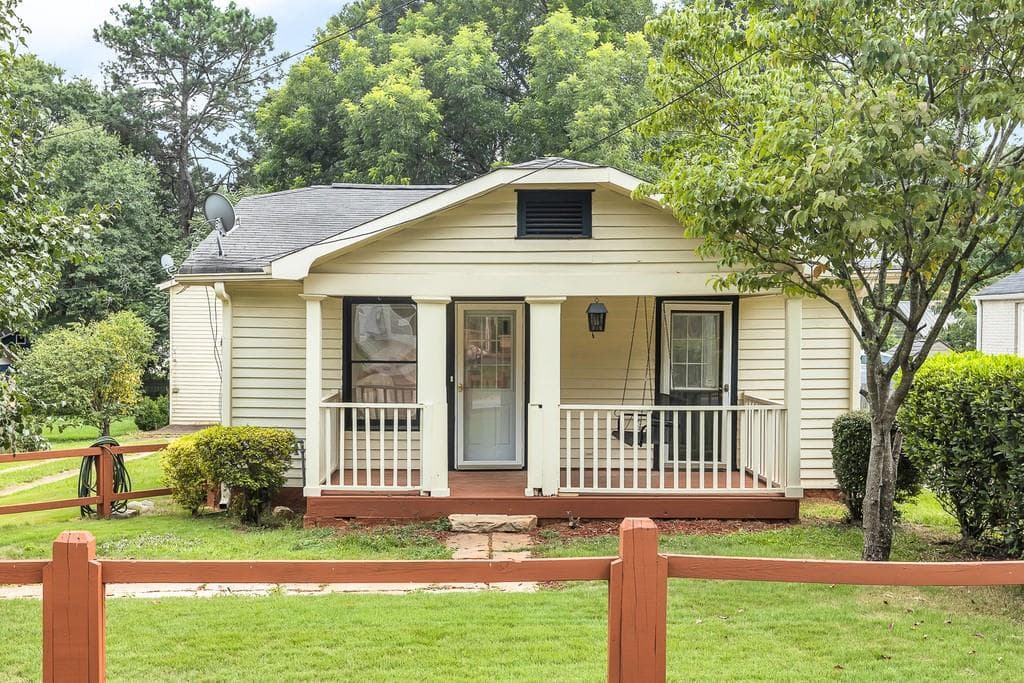 2 bedroom, 2 bathroom, 1,778 sq ft single family residence sold at 1397 Smith Street, Atlanta, GA 30316