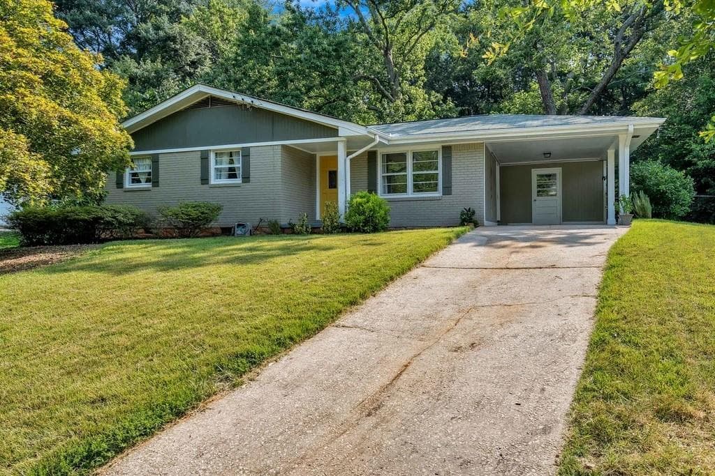 3 bedroom, 2 bathroom, 1,122 sq ft single family residence sold at 1657 MONCRIEF Circle, Decatur, GA 30033