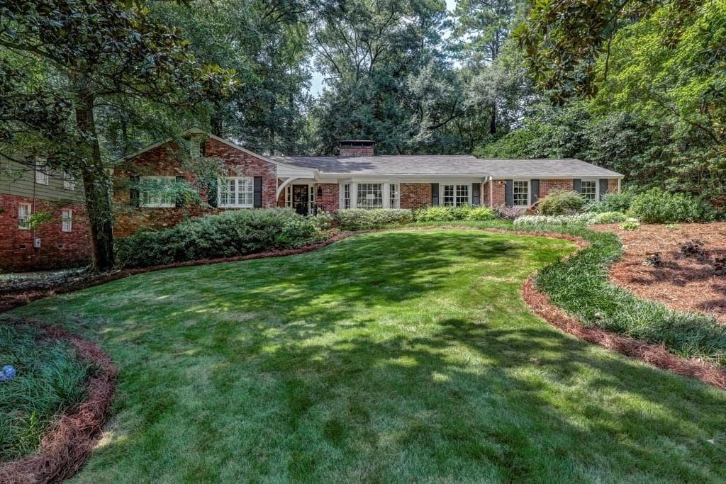 4 bedroom, 3 bathroom, 2,350 sq ft single family residence sold at 429 Broadland Road, Atlanta, GA 30342