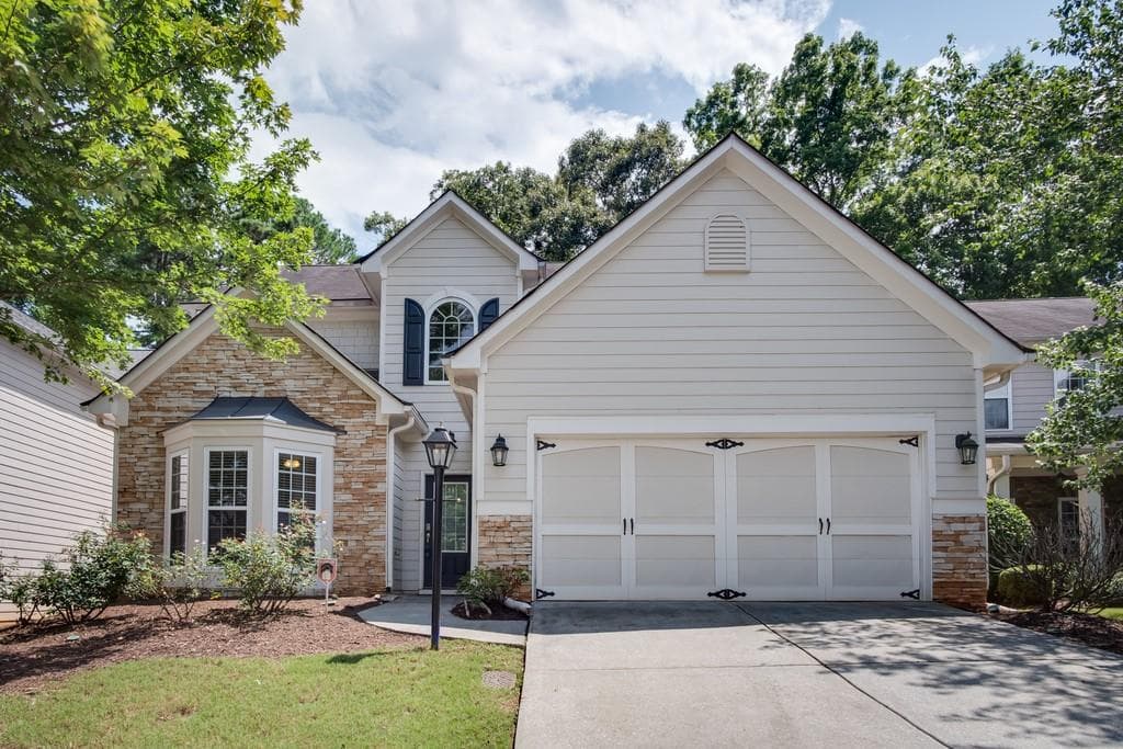4 bedroom, 3 bathroom, 2,734 sq ft single family residence sold at 3160 Bentbill Crossing, Cumming, GA 30041