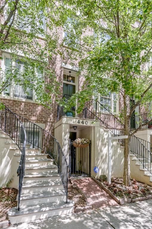 3 bedroom, 4 bathroom, 1,900 sq ft townhouse sold at 440 Bill Kennedy Way, Atlanta, GA 30316