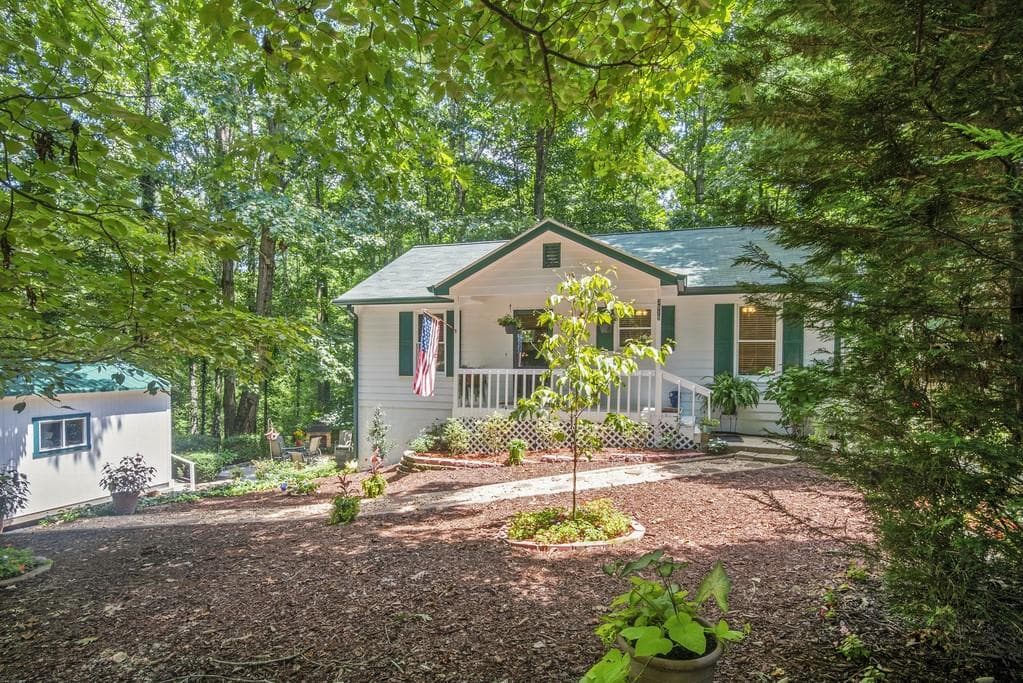 3 bedroom, 2 bathroom, 1,872 sq ft single family residence sold at 3615 Corvette Street, Cumming, GA 30041